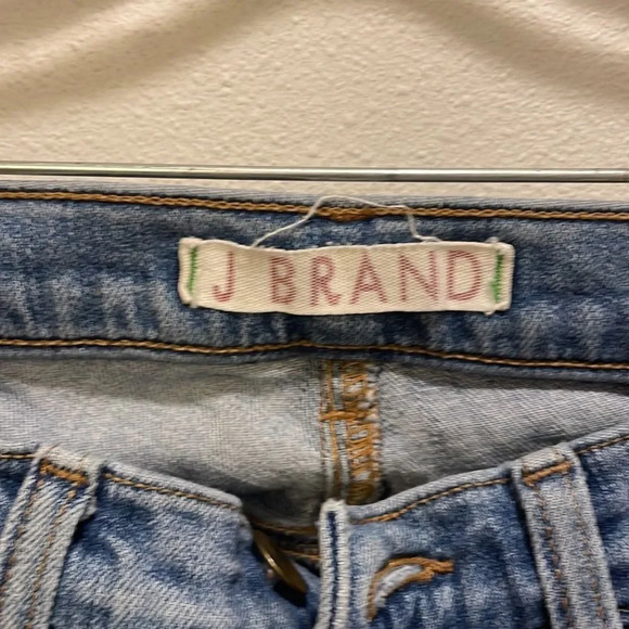 J Brand Bell Bottoms Woman’s jeans. The style is Icicle - Picture 3 of 13